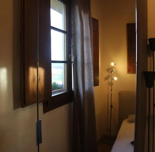 Da Leo Konukevi Montefollonico